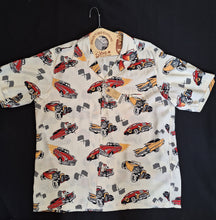 Load image into Gallery viewer, Mens short sleeved shirt - Cars Print