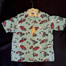 Load image into Gallery viewer, Mens short sleeved shirt - Cars Print