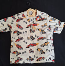 Load image into Gallery viewer, Mens short sleeved shirt - Cars Print